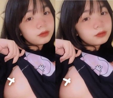 เธอมีเสน่ห์ที่จะอวดร่างที่ร้อนแรงของเธอ